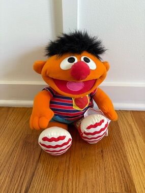 Fisher-Price Sesame Street Check Up Ernie - 1999 - Not Working Has Battery Box